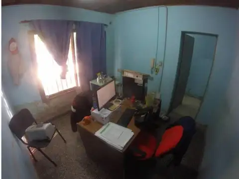 Alquilo propiedad céntrica, con oficinas en Rincón de los Sa