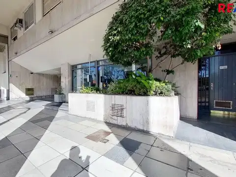 Avenida del Libertador 700