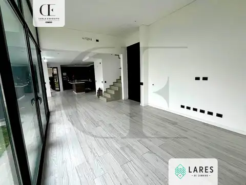 Casa en Venta al Oeste