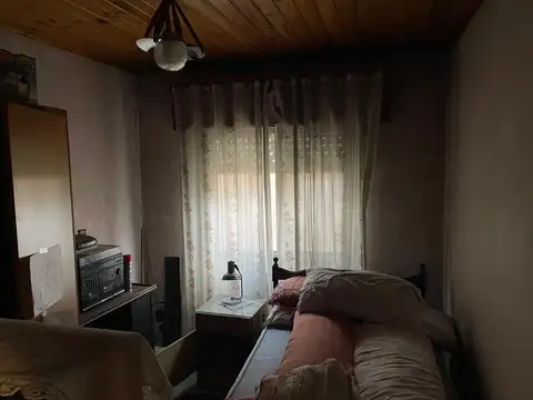 JULIAN LAGOS  al 1400