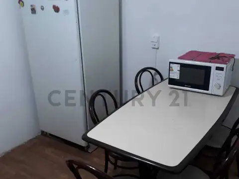 Av. Corrientes 1600, Piso 0