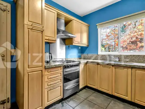 Increíble casa con vista al golf en Larena C.C.