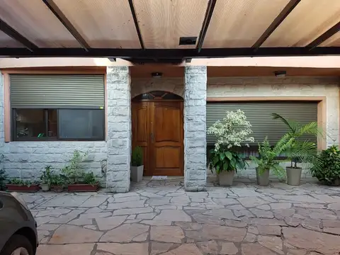 Casa en Venta en Villa Lugano, USD 480.000