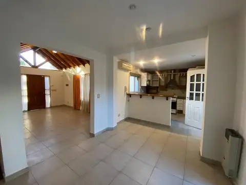 Casa en Venta en El Palomar, USD 129.900