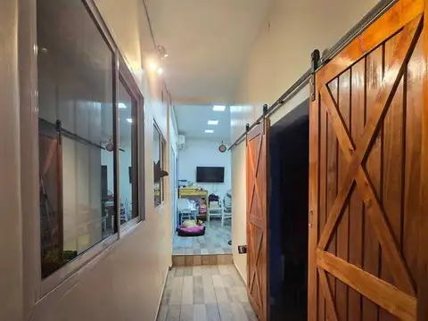 Depto Tipo Casa en Venta en Monte Castro, USD 208.000