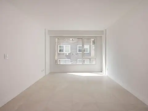 Marcelo Torcuato de Alvear 900