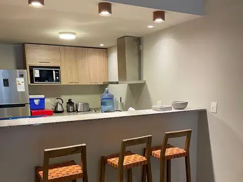 Avenida Exequiel Bustillo 800