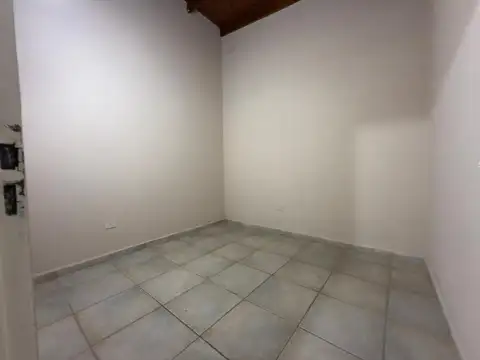 Departamento en Alquiler en Moron Sur, $ 580.000