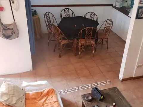 Depto Tipo Casa en Venta con 1 cocheras