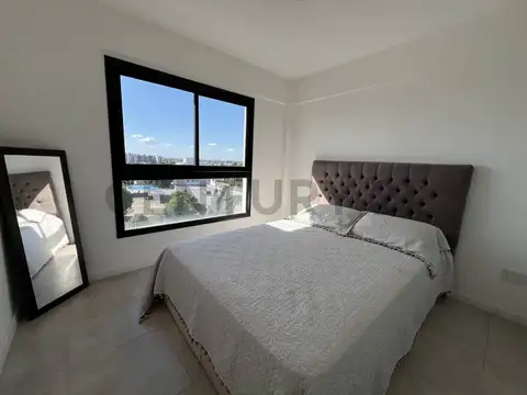 12 de Octubre 2100, Piso 0