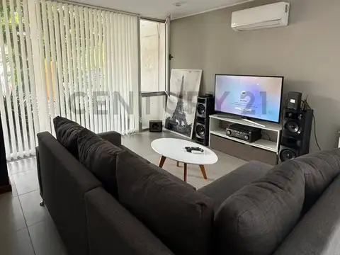 462 entre 14a y 13c 300, Piso 0