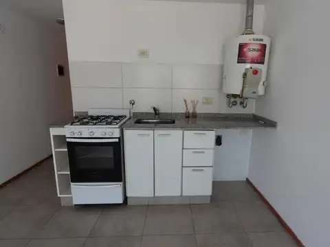 Departamento monoambiente al frente lourdes