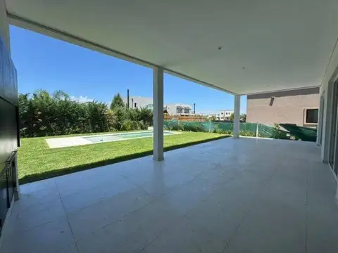 San Ramon Pilar del Este 100