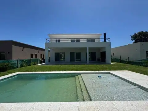 Casa  en Venta en San Ramón, Pilar del Este, Pilar