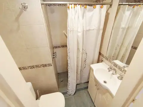 LHC Departamento de 4 amb con cochera en alquiler Luis Maria Campos  al 1100