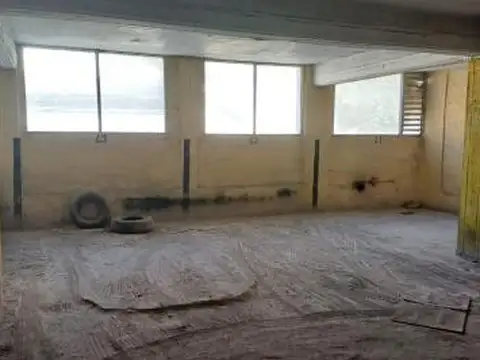 Cochera en Venta Cubierta