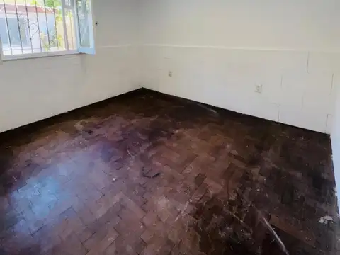 Casa lote propio en zona tigre