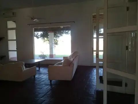 Casa en Venta en Vicente Casares, USD 340.000