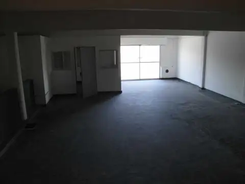 Galpon en Alquiler en Gerli, $ 2.600.000