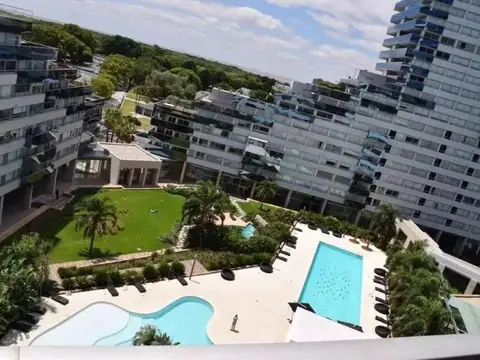 Rosario Vera Peñaloza 400