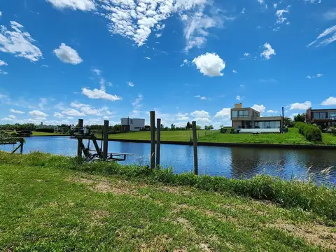 Terreno en Venta en El Cazal, USD 80.000