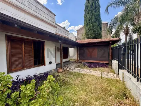 Carlos Octavio Bunge 1400, Piso 0