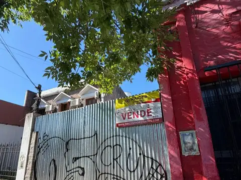 Hipolito Yrigoyen 700