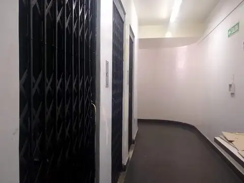 Dos oficinas de 1 amb. cada una  - Balvanera/once