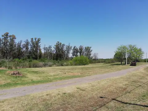 Terreno en Venta en Oliveros, USD 49.000