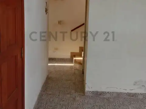 Depto Tipo Casa en Venta en Berazategui, USD 85.000