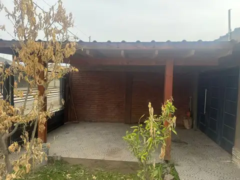 Casa en Alquiler en Plottier, $ 1.600.000