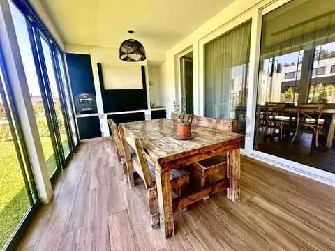 Casa en Alquiler 1 año