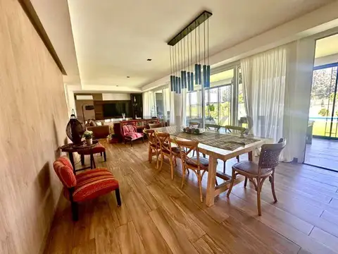 Casa en Alquiler en Nordelta Carpinchos, USD 3.900