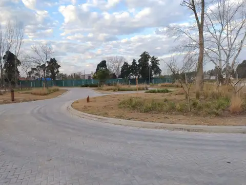 Terreno en Venta en Countries y Barrios Cerrados en Pilar, USD 330.000