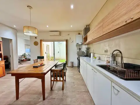 Depto Tipo Casa en Venta de 4 ambientes