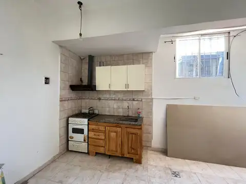 Corvalan 1500, Piso 1