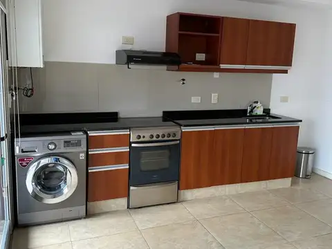 Aristóbulo Del Valle 1300, Piso 4