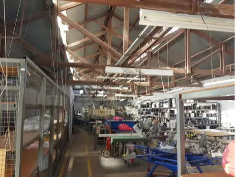 2000M2 CUB Y 1505M2 DE TERRENO. IDEAL PROYECTO INMOBILIARIO