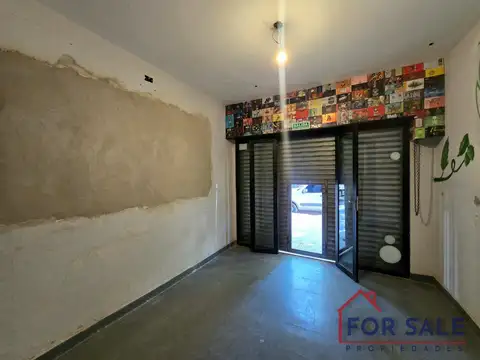 Local en Venta 25 años