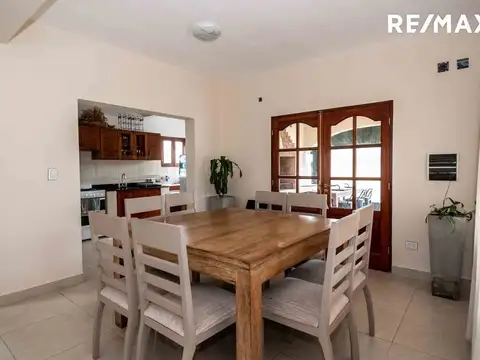 CASA 2 DORMITORIOS VENTA SAN LORENZO CHICO