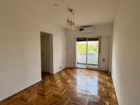 Luminoso  2 amb c/ vista abierta- a mts del barrio ingles