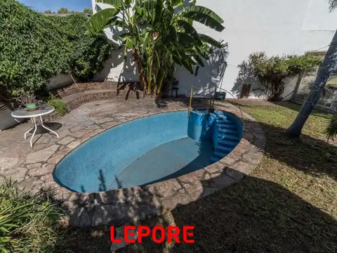 Casa en Venta en Villa Luro, USD 590.000