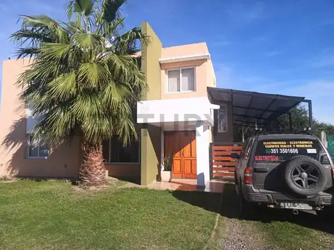 VENTA CASA EN CAÑITAS, MALAGUEÑO 4 DORMIT