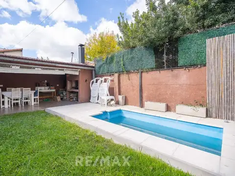 VENTA CASA ITUZAINGO 3AMB CONDOMINIO APTO CREDITO