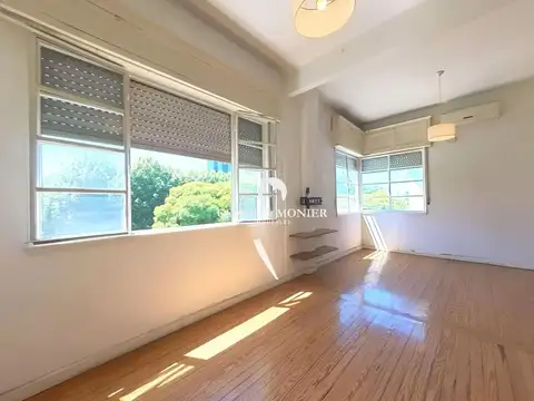 Venta, San Telmo, 2 ambientes al frente.