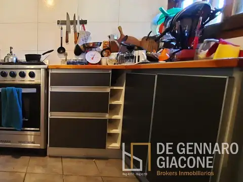 Casa 4 ambientes con 1 baño