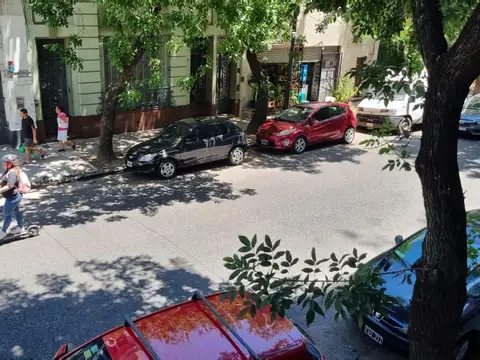 3 ambientes frente Balcón 