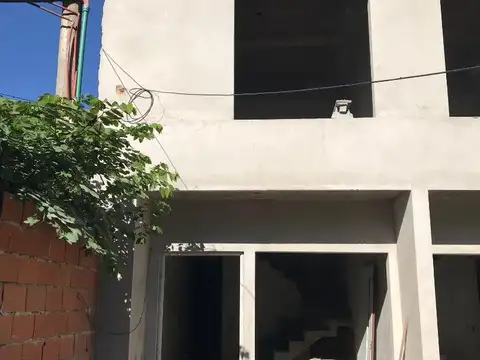 Depto Tipo Casa en Venta de 2 dormitorios