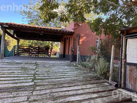 Casa 7 ambientes con 4 baños