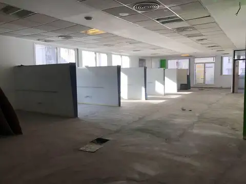 Oficina en Alquiler en Centro, USD 18.750